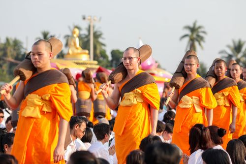 ภาพ No.35003:โครงการธรรมยาตรา เส้นทางพระผู้ปราบมาร ปีที่ 8 ณ อนุสรณ์สถานคลองบางนางแท่น