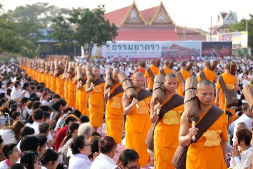ภาพ No.35025:โครงการธรรมยาตรา เส้นทางพระผู้ปราบมาร ปีที่ 8 ณ วัดสองพี่น้อง