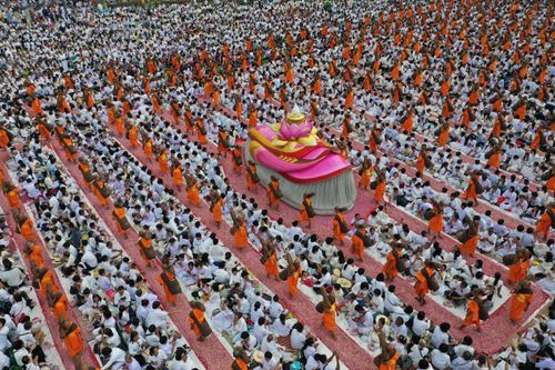 ภาพ No.35064:โครงการธรรมยาตรา เส้นทางพระผู้ปราบมาร ปีที่ 8 ณ วัดสองพี่น้อง