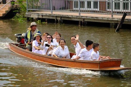 ภาพ No.35195:โครงการธรรมยาตรา เส้นทางพระผู้ปราบมาร ปีที่ 8 ณ วัดโบสถ์บน