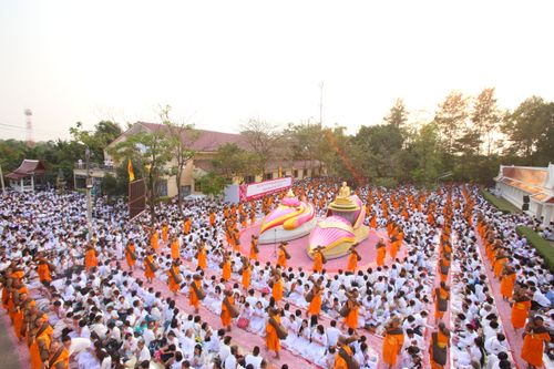 ภาพ No.35189:โครงการธรรมยาตรา เส้นทางพระผู้ปราบมาร ปีที่ 8 ณ วัดโบสถ์บน