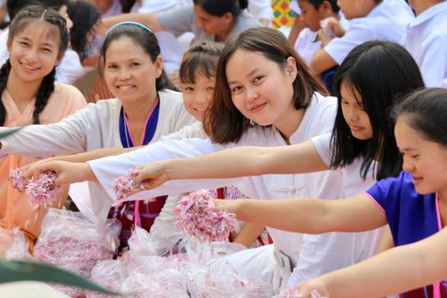 ภาพ No.35230:โครงการธรรมยาตรา เส้นทางพระผู้ปราบมาร ปีที่ 8 ณ วัดโบสถ์บน