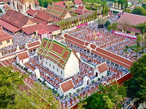 ภาพ No.35112:โครงการธรรมยาตรา เส้นทางพระผู้ปราบมาร ปีที่ 8 ณ วัดโบสถ์บน