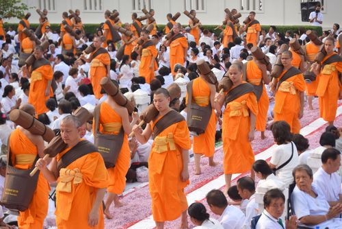 ภาพ No.35216:โครงการธรรมยาตรา เส้นทางพระผู้ปราบมาร ปีที่ 8 ณ วัดโบสถ์บน