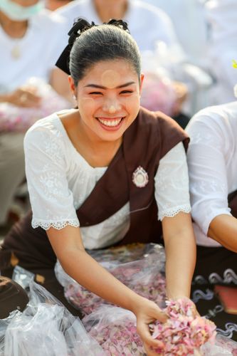 ภาพ No.35287:โครงการธรรมยาตรา เส้นทางพระผู้ปราบมาร ปีที่ 8 ณ อนุสรณ์สถานบางปลา