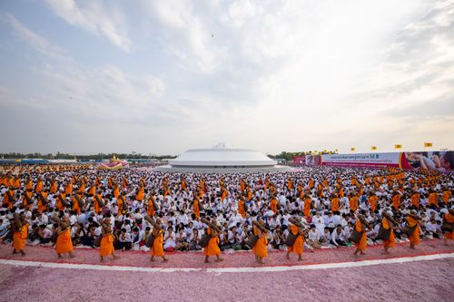 ภาพ No.35249:โครงการธรรมยาตรา เส้นทางพระผู้ปราบมาร ปีที่ 8 ณ อนุสรณ์สถานบางปลา
