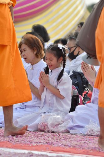 ภาพ No.35238:โครงการธรรมยาตรา เส้นทางพระผู้ปราบมาร ปีที่ 8 ณ อนุสรณ์สถานบางปลา