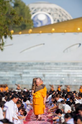 ภาพ No.35365:โครงการธรรมยาตรา เส้นทางพระผู้ปราบมาร ปีที่ 8 ณ วัดพระธรรมกาย