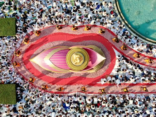 ภาพ No.35316:โครงการธรรมยาตรา เส้นทางพระผู้ปราบมาร ปีที่ 8 ณ วัดพระธรรมกาย