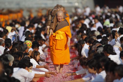 ภาพ No.35325:โครงการธรรมยาตรา เส้นทางพระผู้ปราบมาร ปีที่ 8 ณ วัดพระธรรมกาย
