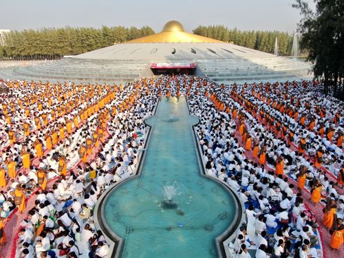 ภาพ No.35323:โครงการธรรมยาตรา เส้นทางพระผู้ปราบมาร ปีที่ 8 ณ วัดพระธรรมกาย