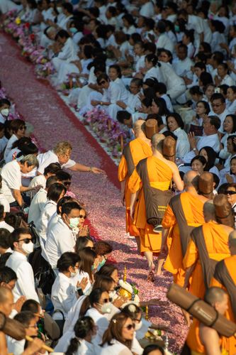 ภาพ No.35340:โครงการธรรมยาตรา เส้นทางพระผู้ปราบมาร ปีที่ 8 ณ วัดพระธรรมกาย