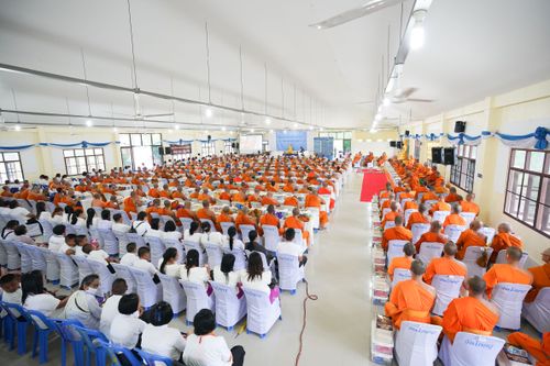 ภาพ No.31694:พิธีถวายสังฆทานแด่คณะสงฆ์ 323 วัด ใน 4 จังหวัดภาคใต้ ครั้งที่ 150