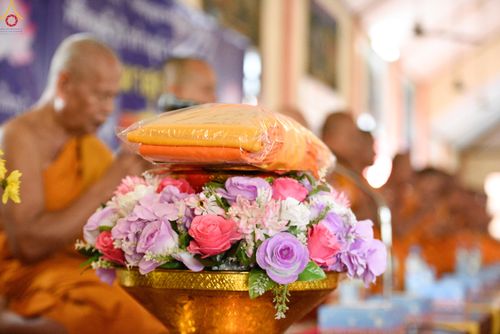 ภาพ No.293381:วันที่ 12 มกราคม พ.ศ. 2569 พิธีทอดผ้าป่าทำนุบำรุงศาสนสถาน ณ วัดผาสุการาม อ.บางเลน จ.นครปฐม ในโครงการธรรมยาตรา กตัญญูบูชา มหาปูชนียาจารย์ พระมงคลเทพมุนี(สด จนฺทสโร) พระผู้ปราบมาร อนุสรณ์สถาน 7 แห่ง ปีที่ 14