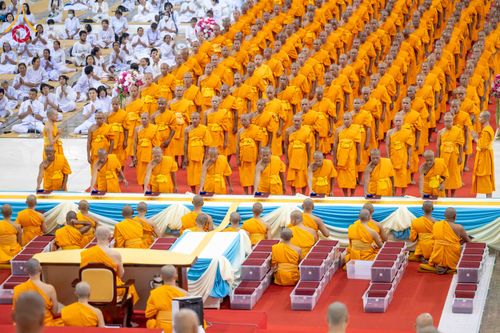 ภาพ No.308769:วันที่ 1 กุมภาพันธ์ พ.ศ. 2569 พิธีรับประกาศนียบัตร และพระของขวัญพระธรรมยาตรา ณ สภาธรรมกายสากล วัดพระธรรมกาย จ.ปทุมธานี