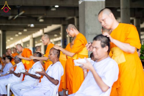 ภาพ No.339813:วันที่ 19 กรกฎาคม พ.ศ.2569 พิธีตัดปอยผม โครงการบวชพระนานาชาติ AEC และ WAB รุ่นที่ 10 THE AEC & INTERNATIONAL ORDINATION PROGRAM ณ มหารัตนวิหารคด 30 วัดพระธรรมกาย ปทุมธานี