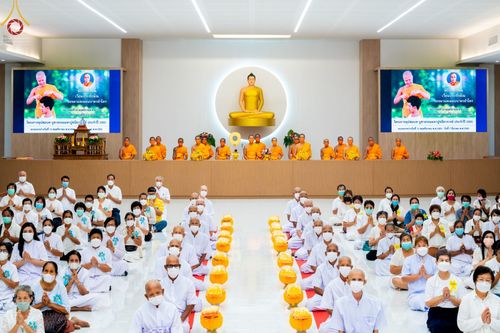 ภาพ No.65638:พิธีปลงผม และพิธีขอขมามอบผ้าไตร นาคธรรมทายาท ในโครงการอุปสมบทบูชาธรรม มหาปูชนียาจารย์ประจำปี 2565 ณ ศูนย์ปฏิบัติธรรมภาคใต้ บางกล่ำ จ.สงขลา วันที่ 19 พฤศจิกายน พ.ศ. 2565