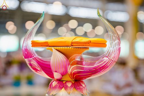 ภาพ No.65345:พิธีทอดผ้าป่า ในวันอาทิตย์ต้นเดือนที่ 4 ธันวาคม พ.ศ. 2565 ณ วัดพระธรรมกาย จ.ปทุมธานี