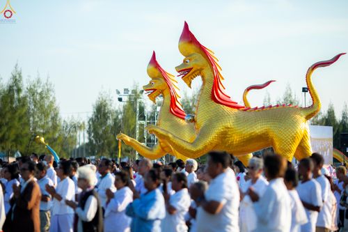 ภาพ No.301944:วันที่ 23 มกราคม พ.ศ. 2569 พิธีจุดประทีปธรรมถวายเป็นพุทธบูชา และบูชาธรรมมหาปูชนียาจารย์  ณ อนุสรณ์สถานลำดับที่ 5 สถานที่เผยแผ่วิชชาธรรมกายครั้งแรก อนุสรณ์สถานบางปลา วัดบางปลา อำเภอบางเลน จังหวัดนครปฐม ในโครงการธรรมยาตรา กตัญญูบูชา มหาปูชนียาจารย์ พระมงคล