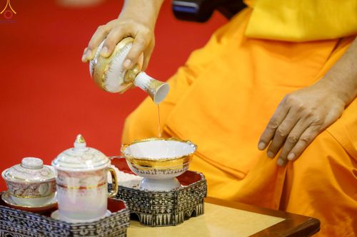 ภาพ No.339687:วันที่ 18 กรกฎาคม พ.ศ.2569 วันมหารำลึก ครั้งที่ 36 ณ ห้องแก้วสารพัดนึก 1 วัดพระธรรมกาย