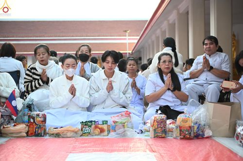 ภาพ No.294371:วันที่ 14 มกราคม พ.ศ. 2569 พิธีตักบาตรพระธรรมยาตรา ณ วัดสองพี่น้อง ต.ต้นตาล อ.สองพี่น้อง จ.สุพรรณบุรี ในโครงการธรรมยาตรา กตัญญูบูชา มหาปูชนียาจารย์ พระมงคลเทพมุนี(สด จนฺทสโร) พระผู้ปราบมาร อนุสรณ์สถาน 7 แห่ง ปีที่ 14