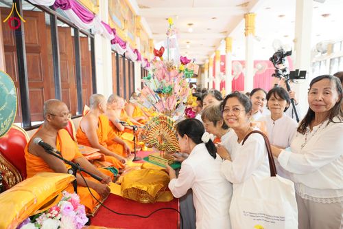 ภาพ No.296552:วันที่ 16 มกราคม พ.ศ. 2569 พิธีทอดผ้าป่าทำนุบำรุงศาสนสถาน ณ วัดสิงห์ ต.บางคูเวียง อ.บางกรวย จ.นนทบุรี อนุสรณ์สถานลำดับที่ 4 สถานที่เกิดด้วยกายธรรม ในโครงการธรรมยาตรา กตัญญูบูชา มหาปูชนียาจารย์ พระมงคลเทพมุนี(สด จนฺทสโร) พระผู้ปราบมาร อนุสรณ์สถาน 7 แห่ง ป