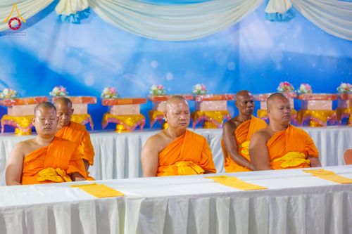 ภาพ No.298495:วันที่ 20 มกราคม พ.ศ. 2569 พิธีถวายภัตตาหารเป็นสังฆทาน แด่พระธรรมยาตรา ณ อนุสรณ์สถานบางปลา วัดบางปลา อำเภอบางเลน จังหวัดนครปฐม ในโครงการธรรมยาตรา กตัญญูบูชา มหาปูชนียาจารย์ พระมงคลเทพมุนี(สด จนฺทสโร) พระผู้ปราบมาร อนุสรณ์สถาน 7 แห่ง ปีที่ 14