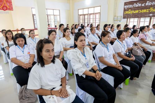 ภาพ No.137695:พิธีตักบาตร พิธีถวายสังฆทานแด่คณะสงฆ์ 323 วัด พิธีทำบุญอุทิศส่วนกุศลแด่ผู้วายชนม์ ในเหตุการณ์ความไม่สงบ 4 จังหวัดชายแดนภาคใต้ ปีที่ 20 ครั้งที่ 169 และพิธีมอบกองทุนหนุนแรงใจช่วยครูใต้ ปีที่ 17 ครั้งที่ 134 วันที่ 25 พฤษภาคม พ.ศ.2567 อ.ตากใบ จ.นราธิวาส