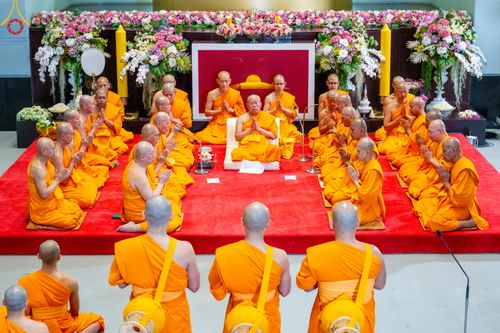 ภาพ No.137824:พิธีอุปสมบทสามเณรอุทิศชีวิต 11 รูป วันวิสาขบูชา พุธที่ 22 พฤษภาคม พ.ศ.2567 ณ อุโบสถ วัดพระธรรมกาย