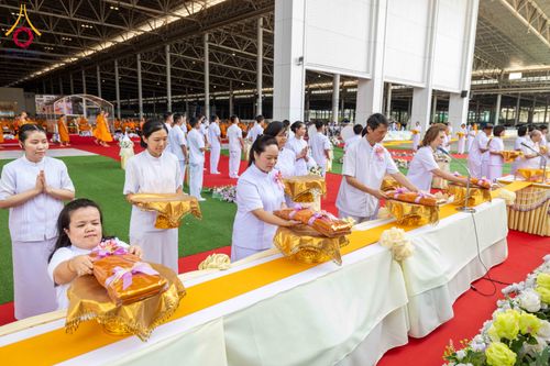 ภาพ No.316531:วันอาทิตย์ที่ 29 มีนาคม พ.ศ. 2569 พิธีทอดผ้าบังสุกุลและพิธีชำระร่าง โยมพ่อณรงค์ จินตมากุล  สิริอายุ 99 ปี 11 เดือน โยมบิดา พระครูปลัดรัตนวีรวัฒน์ (รังสฤษดิ์ อิทฺธิจินตโก) ที่ปรึกษาเจ้าคณะจังหวัดปทุมธานี เจ้าอาวาสวัดพระธรรมกาย  ณ ฌาปนสถานชั่วคราว ทางเข้า 