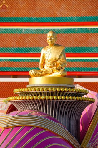 ภาพ No.70725:พิธีต้อนรับพระธรรมยาตรา ในโครงการธรรมยาตรากตัญญูบูชา มหาปูชนียาจารย์ พระมงคลเทพมุนี(สด จนฺทสโร) พระผู้ปราบมาร อนุสรณ์สถาน 7 แห่ง ปีที่ 11 วันที่ 14 มกราคม พ.ศ. 2566 ณ อนุสรณ์สถานลำดับที่ 3 สถานที่เกิดในเพศสมณะ วัดสองพี่น้อง อ.สองพี่น้อง จ.สุพรรณบุรี