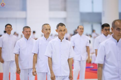 ภาพ No.327084:วันอาทิตย์ที่ 3 พฤษภาคม พ.ศ.2569 พิธีขอขมาอุบาสกบวชอุทิศชีวิต ณ ห้องแก้วสารพัดนึก 1 วัดพระธรรมกาย