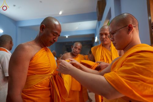 ภาพ No.64704:พิธีบรรพชาสามเณร โครงการบรรพชาสามเณร 500 รูป ประเทศบังกลาเทศ วันที่ 22 พฤศจิกายน พ.ศ. 2565