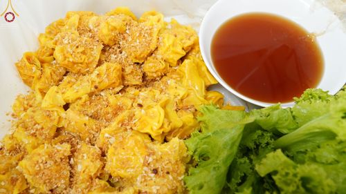 ภาพ No.72958:พิธีถวายภัตตาหารเป็นสังฆทาน แด่คณะพระธรรมยาตราฯ ในโครงการธรรมยาตรากตัญญูบูชา มหาปูชนียาจารย์ พระมงคลเทพมุนี(สด จนฺทสโร) พระผู้ปราบมาร อนุสรณ์สถาน 7 แห่ง ปีที่ 11 วันที่ 20 มกราคม พ.ศ. 2566