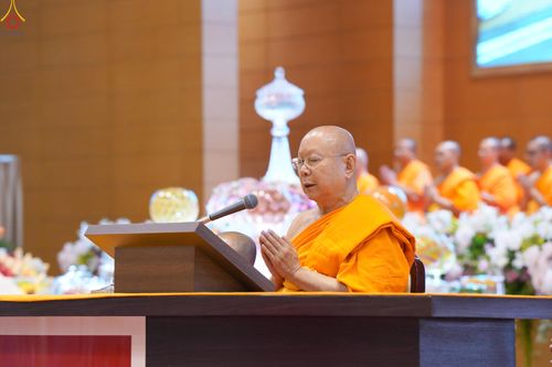 ภาพ No.337877:วันอาทิตย์ต้นเดือน 5 กรกฎาคม พ.ศ.2569 พิธีบูชาข้าวพระ ณ สภาธรรมกายสากล วัดพระธรรมกาย