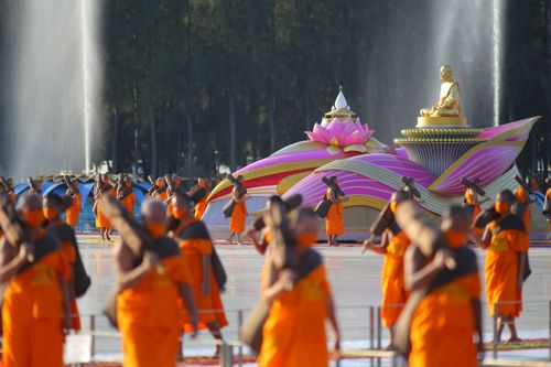 ภาพ No.35561:โครงการธรรมยาตรา เส้นทางพระผู้ปราบมาร ปีที่ 9 ณ วัดพระธรรมกาย 