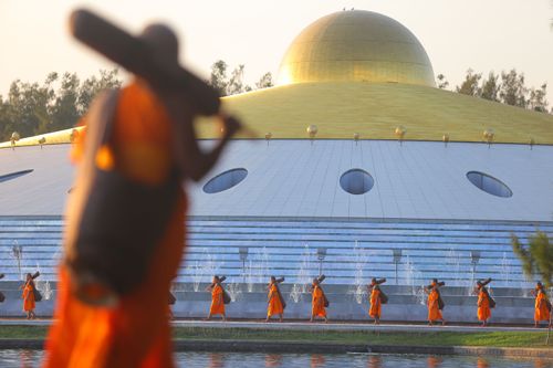 ภาพ No.35566:โครงการธรรมยาตรา เส้นทางพระผู้ปราบมาร ปีที่ 9 ณ วัดพระธรรมกาย 