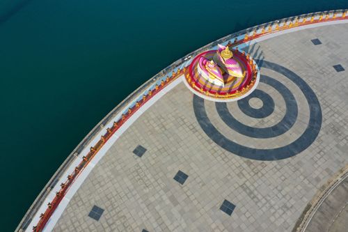 ภาพ No.35613:โครงการธรรมยาตรา เส้นทางพระผู้ปราบมาร ปีที่ 9 ณ วัดพระธรรมกาย 