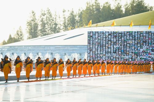 ภาพ No.35587:โครงการธรรมยาตรา เส้นทางพระผู้ปราบมาร ปีที่ 9 ณ วัดพระธรรมกาย 