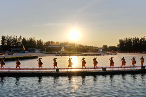 ภาพ No.35614:โครงการธรรมยาตรา เส้นทางพระผู้ปราบมาร ปีที่ 9 ณ วัดพระธรรมกาย 