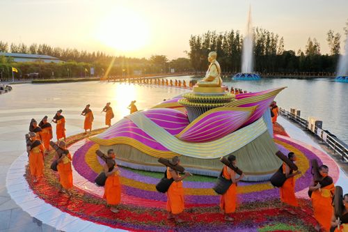 ภาพ No.35620:โครงการธรรมยาตรา เส้นทางพระผู้ปราบมาร ปีที่ 9 ณ วัดพระธรรมกาย 