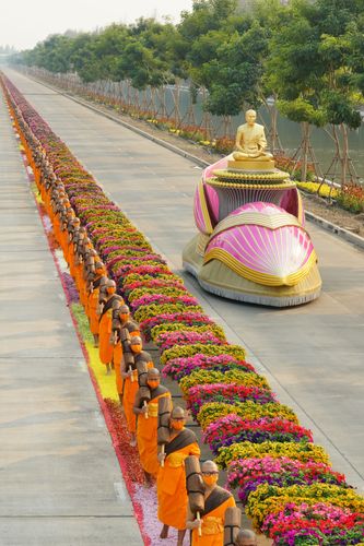 ภาพ No.35724:โครงการธรรมยาตรา เส้นทางพระผู้ปราบมาร ปีที่ 9 ณ วัดพระธรรมกาย