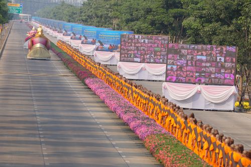 ภาพ No.35833:โครงการธรรมยาตรา เส้นทางพระผู้ปราบมาร ปีที่ 9 ณ วัดพระธรรมกาย