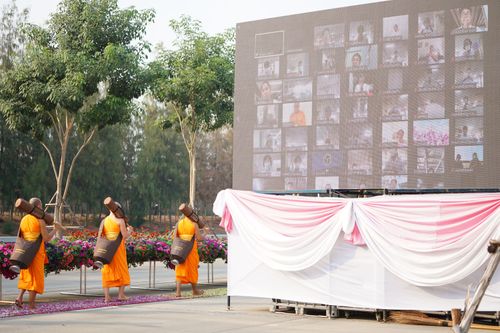ภาพ No.35872:โครงการธรรมยาตรา เส้นทางพระผู้ปราบมาร ปีที่ 9 ณ วัดพระธรรมกาย