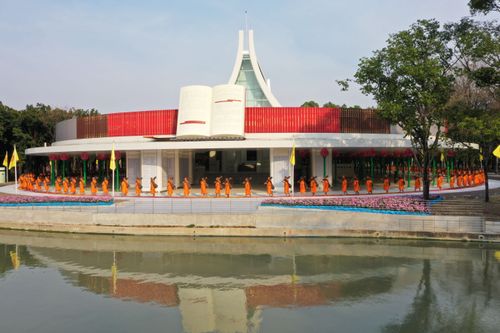 ภาพ No.36043:โครงการธรรมยาตรา เส้นทางพระผู้ปราบมาร ปีที่ 9 ณ วัดพระธรรมกาย