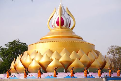 ภาพ No.35982:โครงการธรรมยาตรา เส้นทางพระผู้ปราบมาร ปีที่ 9 ณ วัดพระธรรมกาย