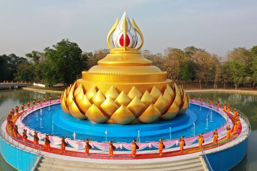 ภาพ No.36052:โครงการธรรมยาตรา เส้นทางพระผู้ปราบมาร ปีที่ 9 ณ วัดพระธรรมกาย