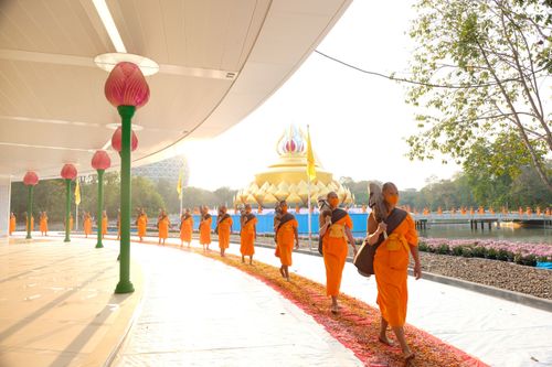 ภาพ No.36167:โครงการธรรมยาตรา เส้นทางพระผู้ปราบมาร ปีที่ 9 ณ วัดพระธรรมกาย