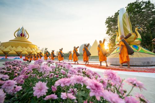 ภาพ No.36085:โครงการธรรมยาตรา เส้นทางพระผู้ปราบมาร ปีที่ 9 ณ วัดพระธรรมกาย