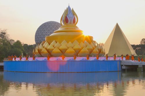 ภาพ No.35979:โครงการธรรมยาตรา เส้นทางพระผู้ปราบมาร ปีที่ 9 ณ วัดพระธรรมกาย